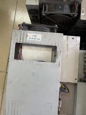 P.S. Innosilicon T3+ Pro-67T 3300W mit Ethernet-Netzwerk Verbindung